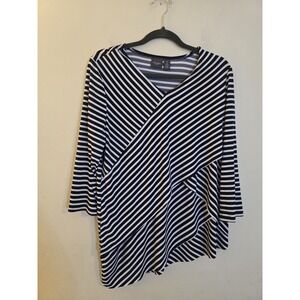 Chicos TRAVELERS Sz 2(12)Black White Stripe 3/4 Sleeve Asymmetrical‎ Tiered Hem